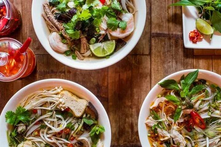 Hotspot Matrix và Shake It Off - bản lĩnh của thế hệ mới: không ngại “lắc” mình ra khỏi